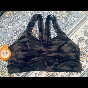 NWT handful Y back bra in camo size Large